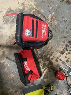 Milwaukee bags