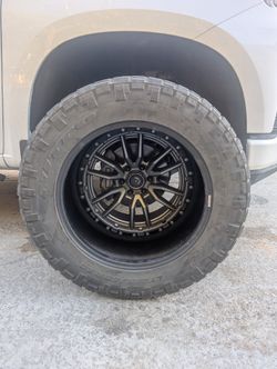 20-In Truck Tires
