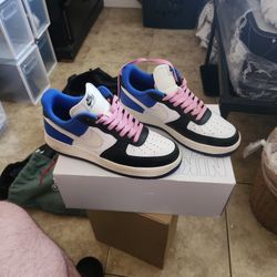 Nike Air Force 1, Size 11 M