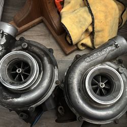 2 Garett turbos