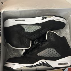 Air Jordan 5 retro used .