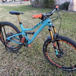 Yeti Bike Sb5 Full Carbon, Carbon Wheels, i9 Hubs- Small