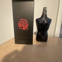 Jean Paul Gaultier 1:1 AMAZING no difference from real smells exactly the same to the real one.