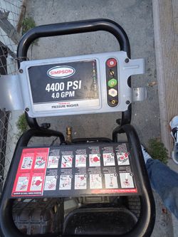 Maquina de presion de agua Simpson 4400psi