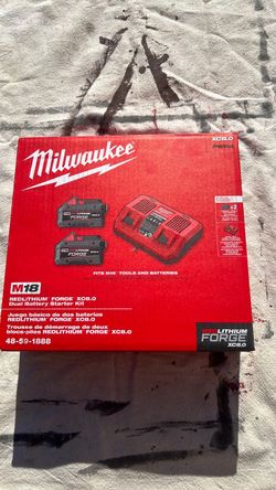 Milwaukee   Red lithium. Forge.   XC. 8.0.   Dual Battery. Starter. Kit