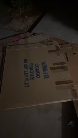 Free mirror and art boxes