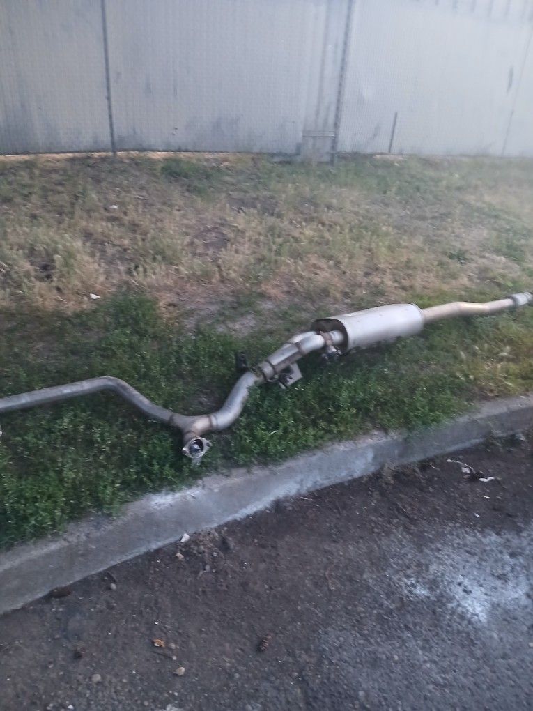 2023 Gmc Sierra Carbon Pro(exhaust Pipe/muffler)