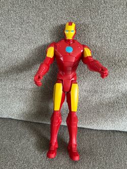 2014 Hasbro Marvel Titan Hero Series Iron Man