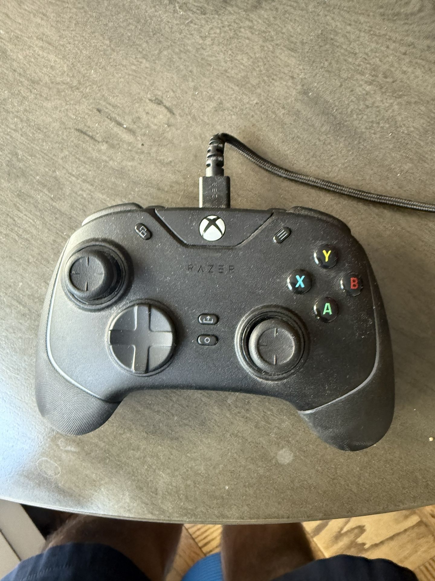 Razer Wolverine v2 Controller