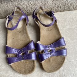 Girls Ugg Open Toe Shoes 