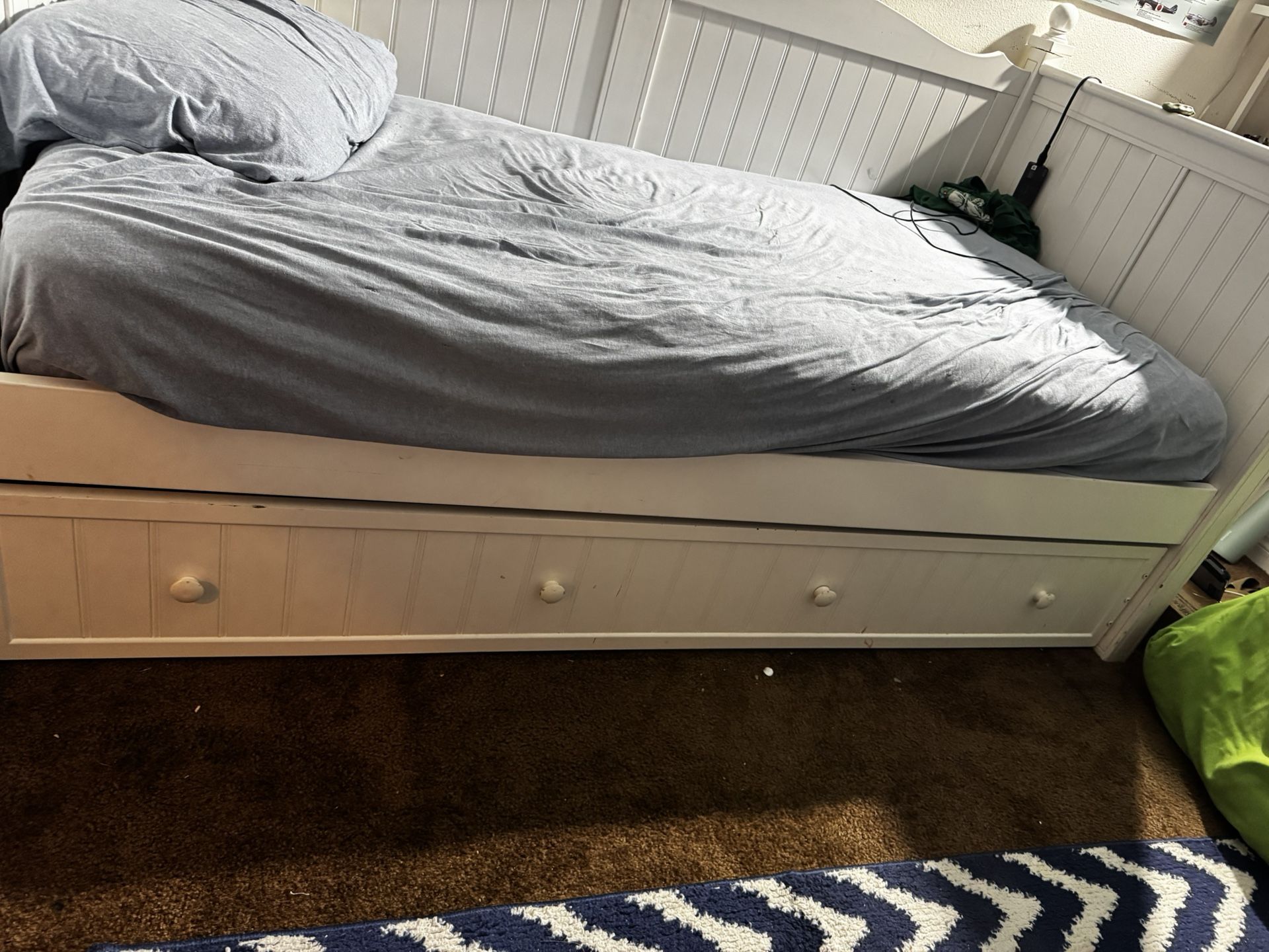 Trundle Twin Bed