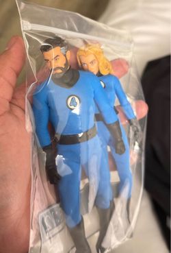 Mezco Mr.fantastic and Sue Storm