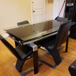 Black Glass Dining Table (TABLE ONLY)