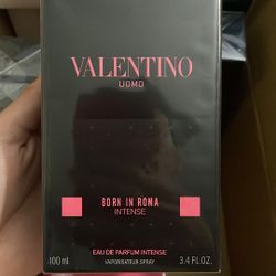 Valentino Intense 