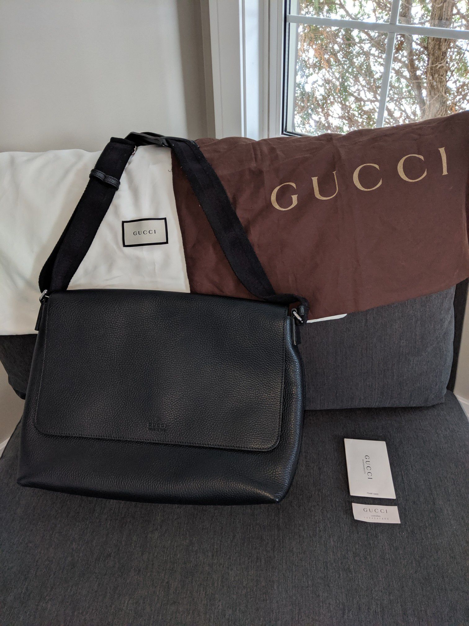 Gucci messenger bag 100% Authentic, receipt, tags, storing bags. Brand new never been used.
