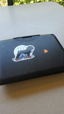 Sylvania Portable dvd playerb