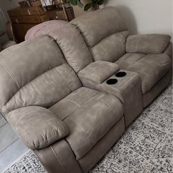 Dual Power Reclining Sofa/loveseat
