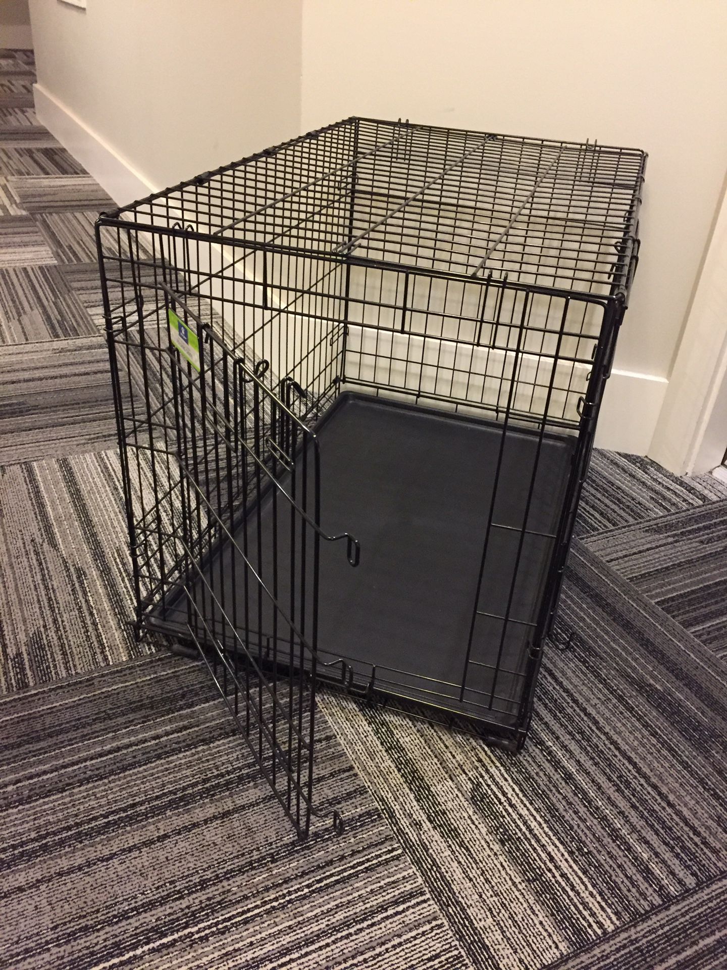 Top Paw 36” Folding Dog Crate for Sale in Phoenix, AZ OfferUp