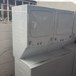 Stackable washer and dryer Gas 27 inch