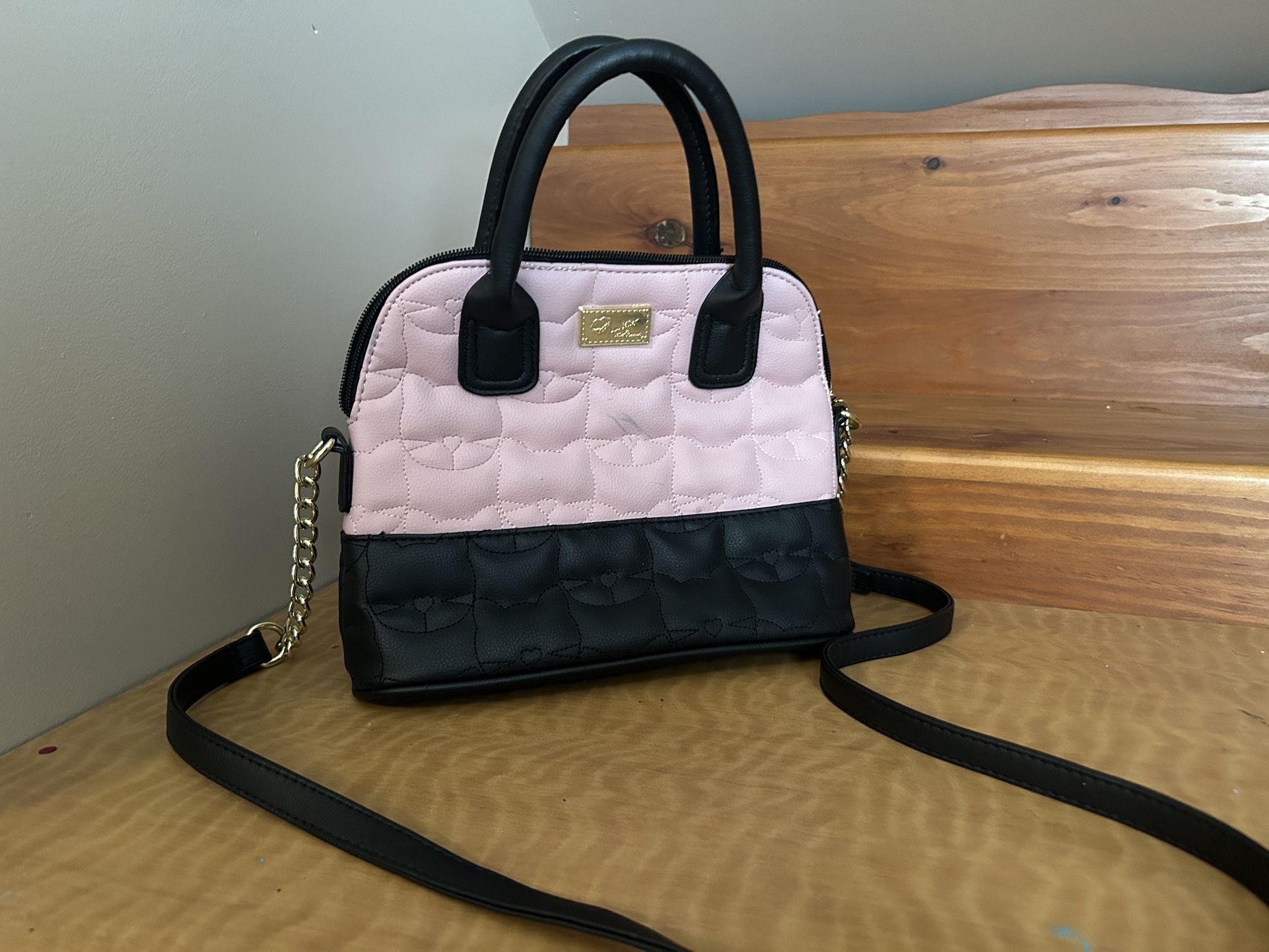 Luv Betsey Johnson Purse Bag Pink Mauve Black Cat Kitten Crossbody Used