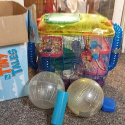 Hampster Cage With All Accessories 2 Walking Wheels Food And Cedar Bedding