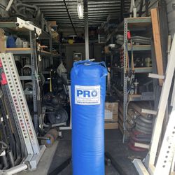 PRO BOXING Single Station 80lb Punching Bag with Stand…. Home Gym Fitness…. $250 Price is Firm!!!!
