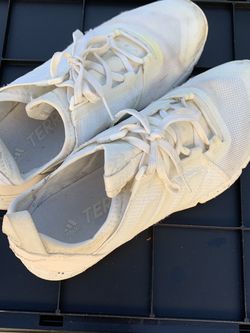 Adidas Sneakers