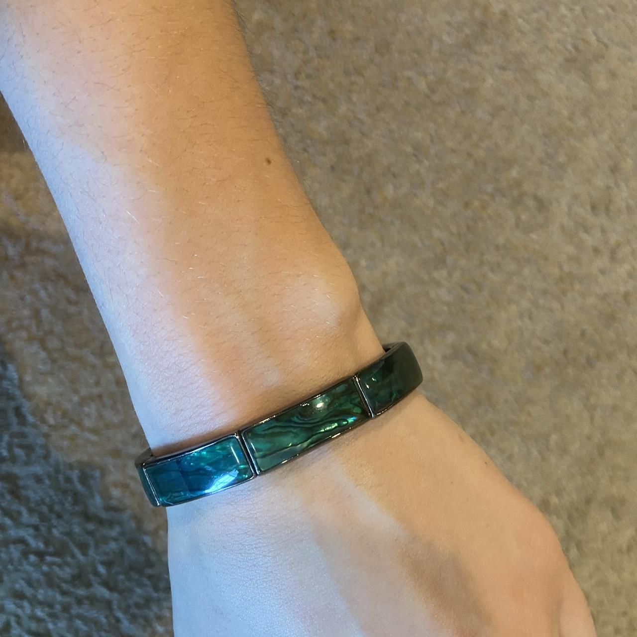 Shiny green crystal and black stretchy bracelet(107)62