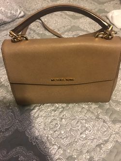 Micheal Kors bag used