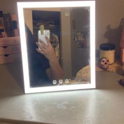 Light Up Vanity Mirror 