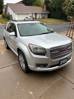 2015 GMC Acadia Denali 7-seater