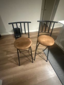 Set of 2 Foldable Bar Stools