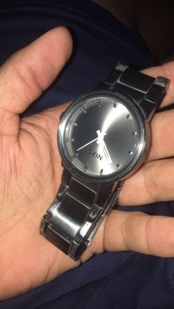 Nixon watch