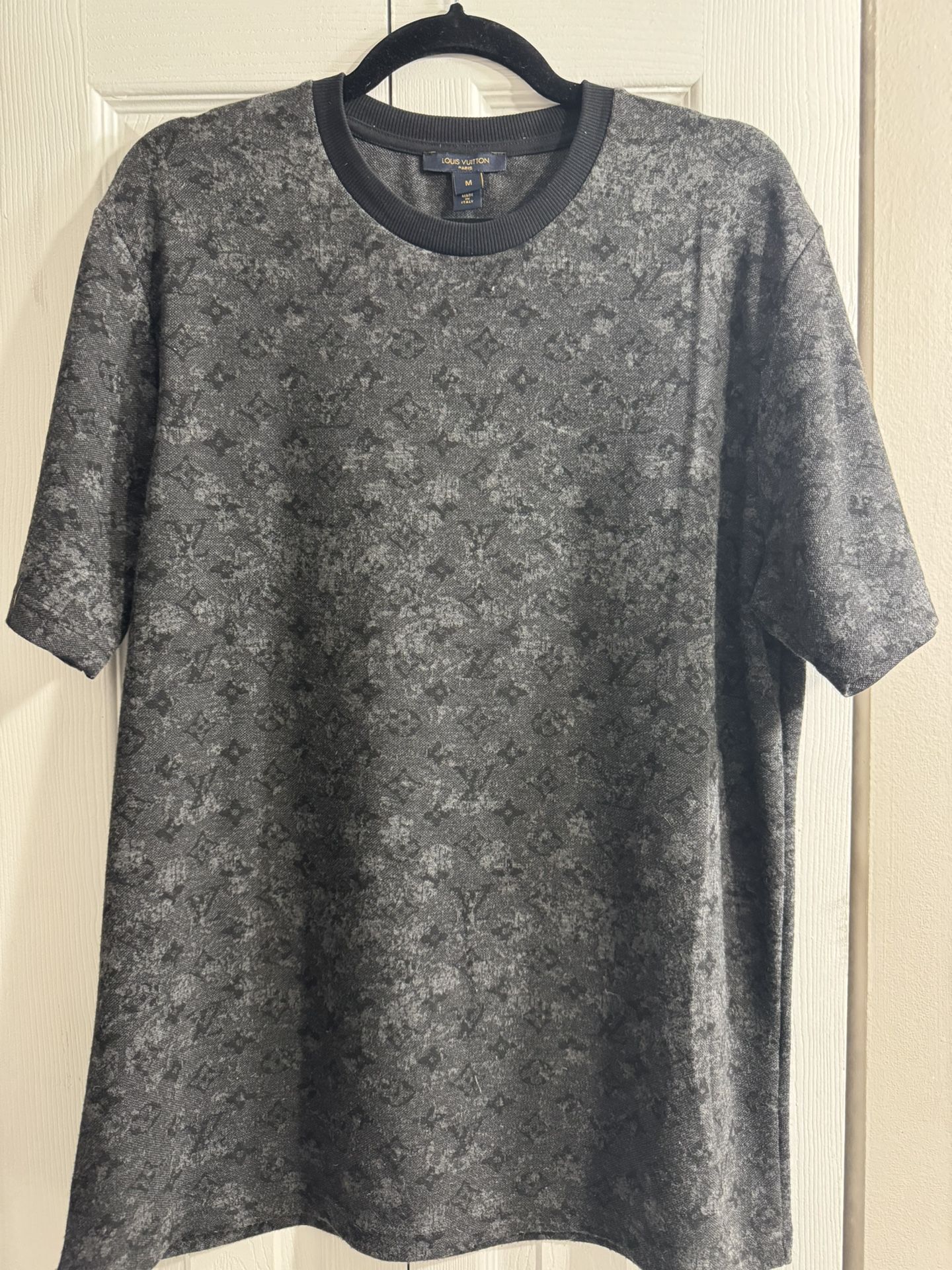 Louis Vuitton Black Como T Shirt- Sz Medium