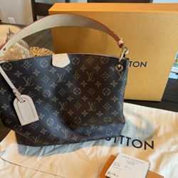 Louis Vuitton Graceful PM