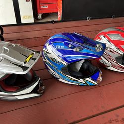 Off Road Helmets / Chest Protector/ Boots