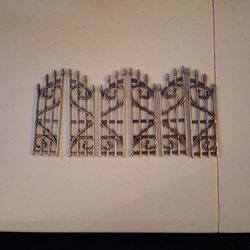 Tim Holtz Ideaology Metal Gates