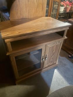 Entertainment center oak $60