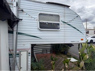Trailer camper