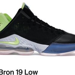 Brand New Nike LeBron Low Size 8