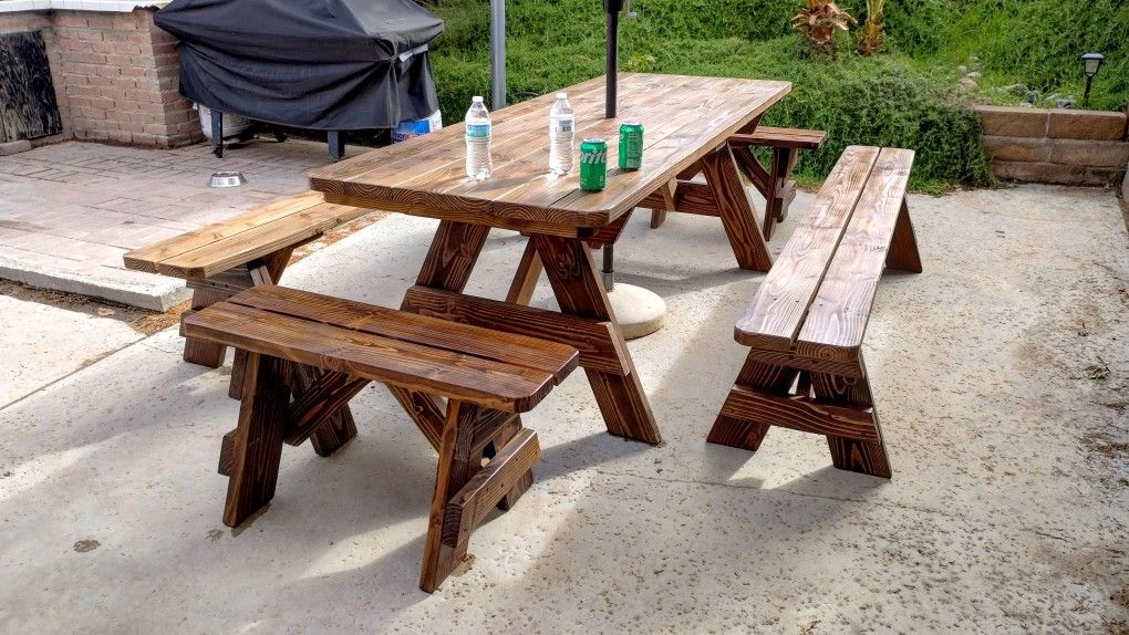 Custom Build Picnic Tables And Garden Bridges.