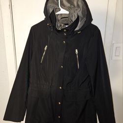 CROFT & BARROW Jacket Women's size Medium with removable hood.