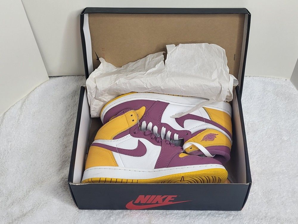 Nike