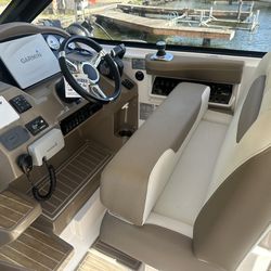2016 Regal 35 Sport Coupe SC Cabin Cruiser yacht boat