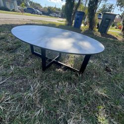Oval coffee table 