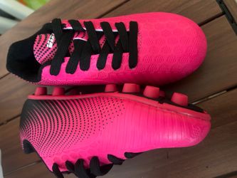 Girl soccer shoes