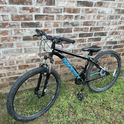 DIAMONDBACK Sorento 27.5 wheels,18-inch frame Mountain Bike Black