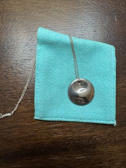 Tiffany & Co Elsa Peretti Round Pendant Necklace