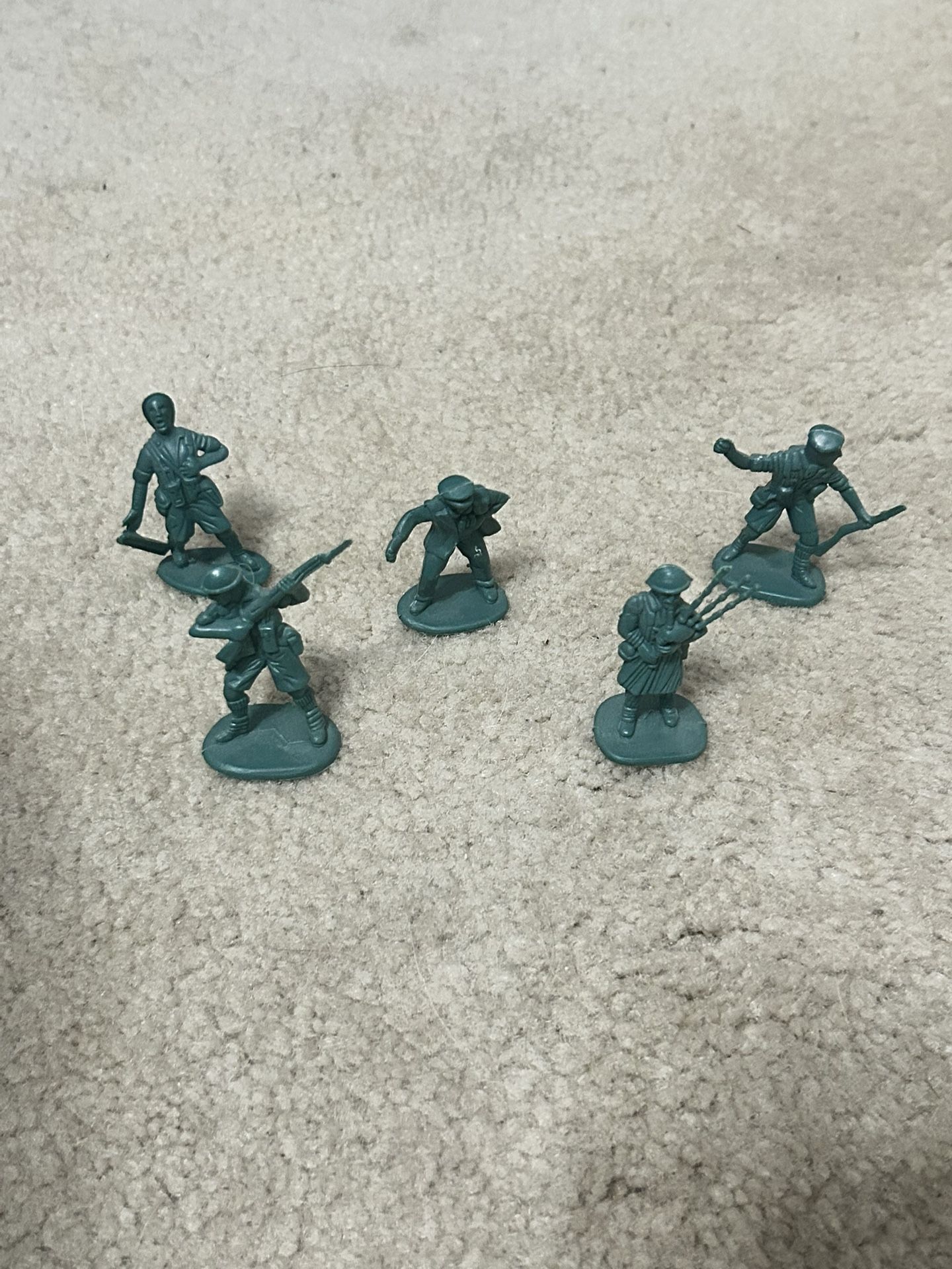 Tiny Army Men