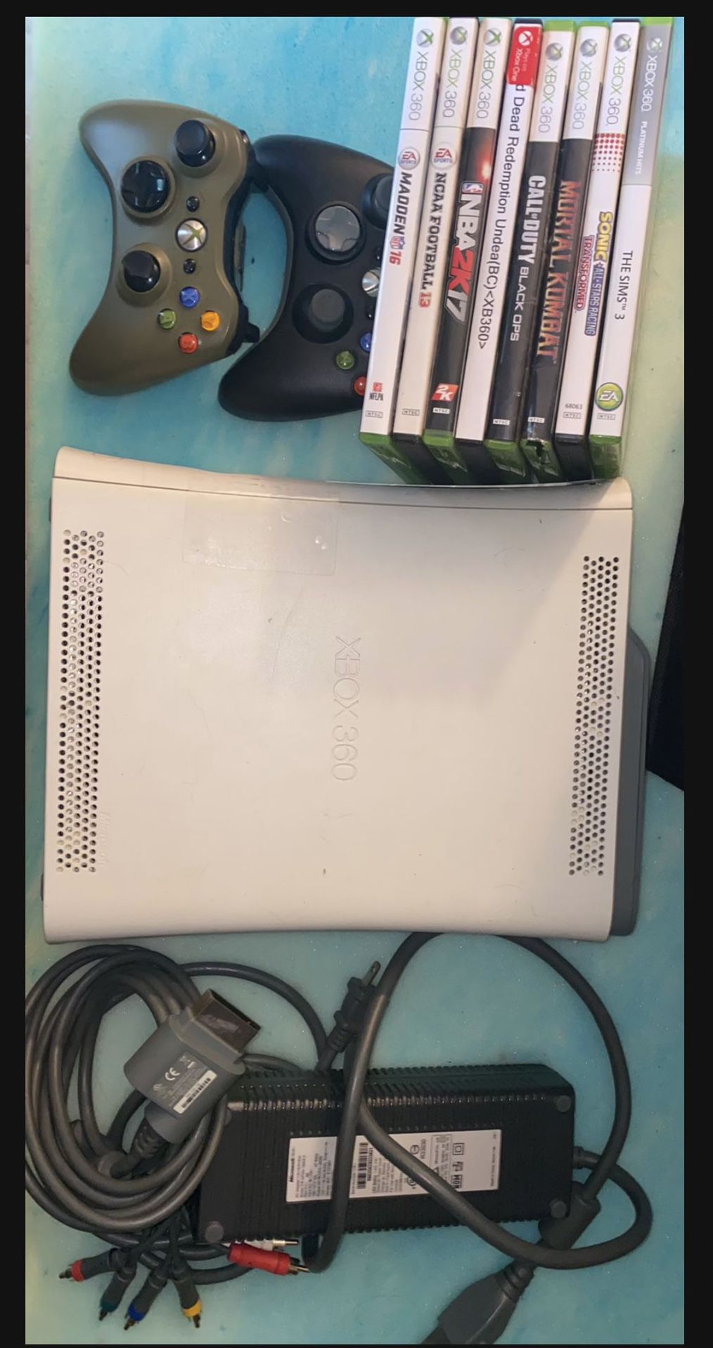 Xbox 360 With Games And Controllers 